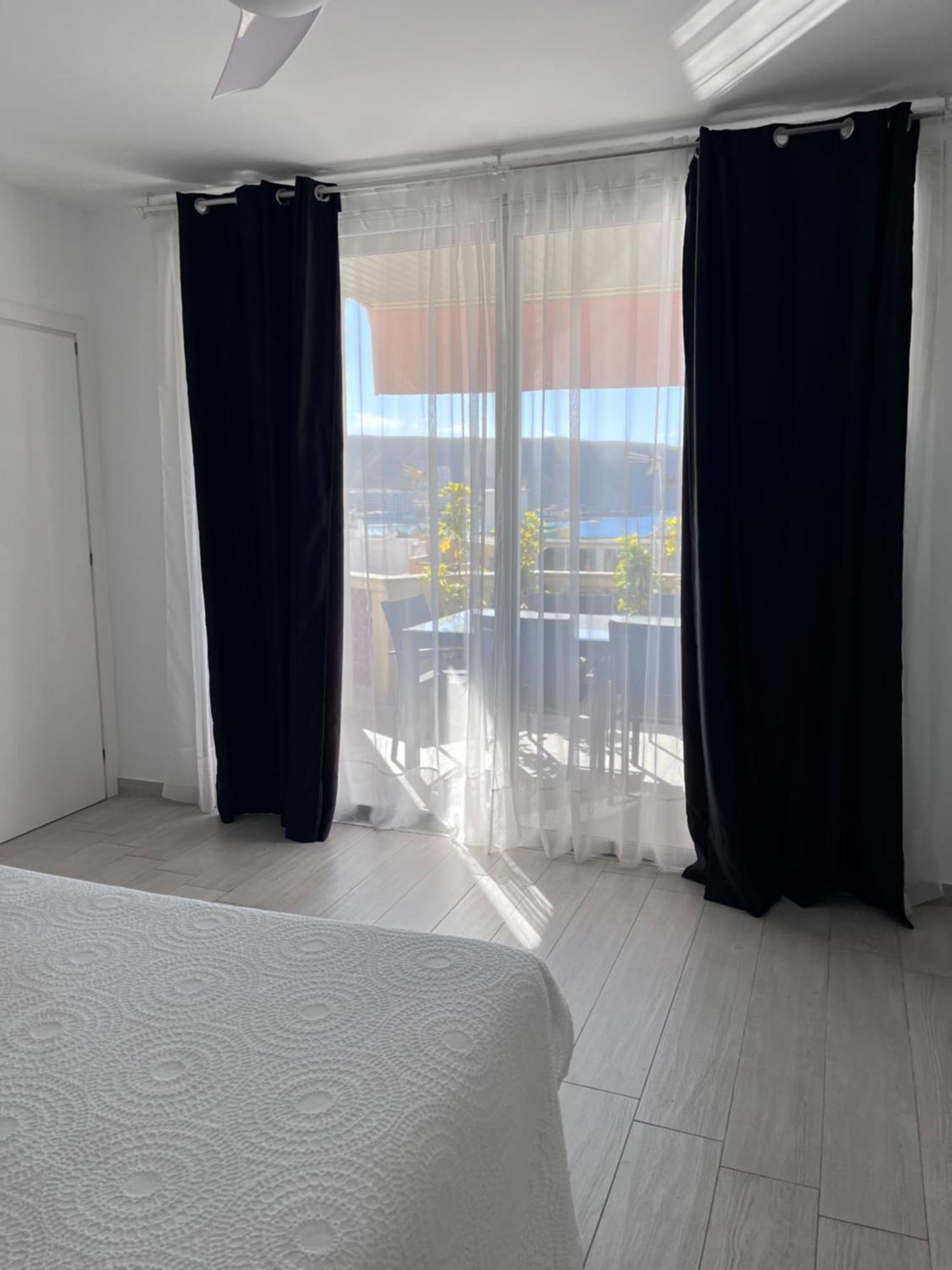 Apartament The White Heart House - Attic Sea View *