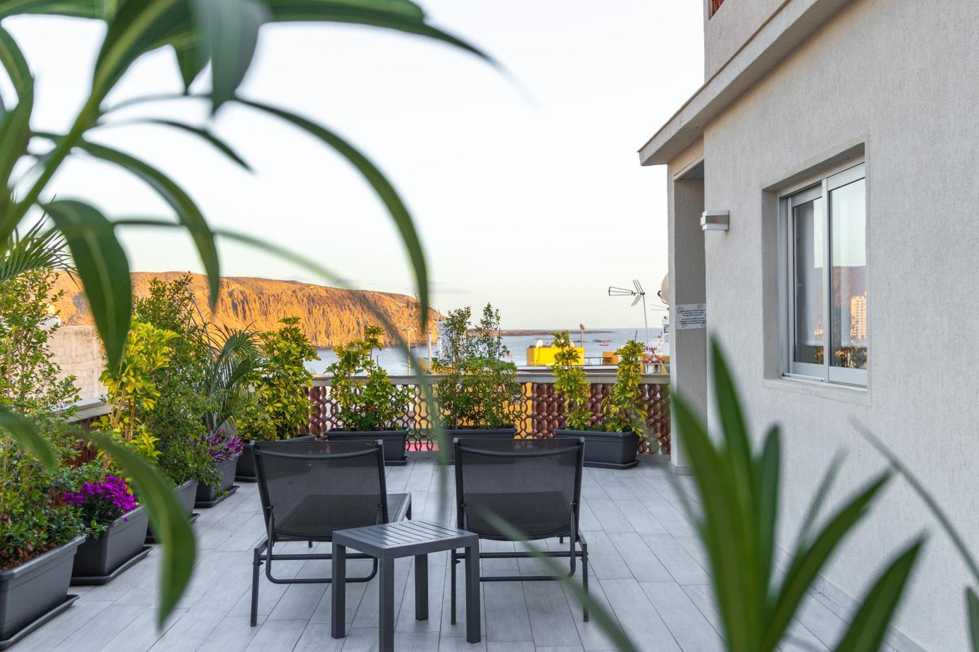 The White Heart House - Attic Sea View * Los Cristianos (Tenerife)